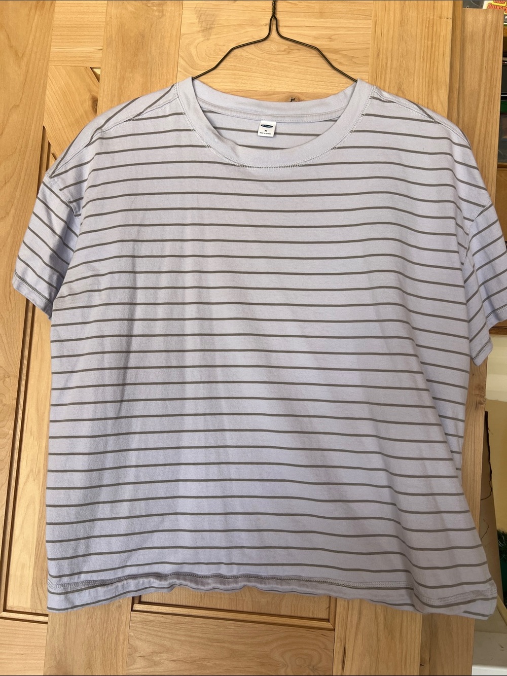 Old Navy Lavender and Gray Striped Tee